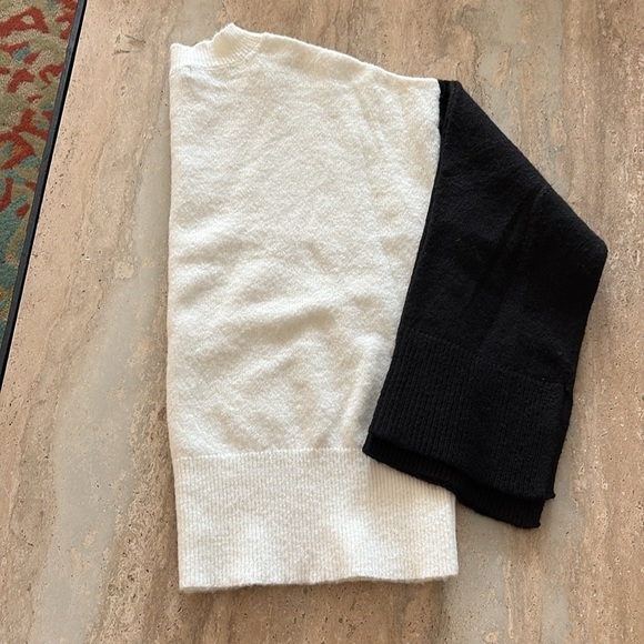 SANCTUARY Women’s Sweater,NWT. - Picture 2 of 4